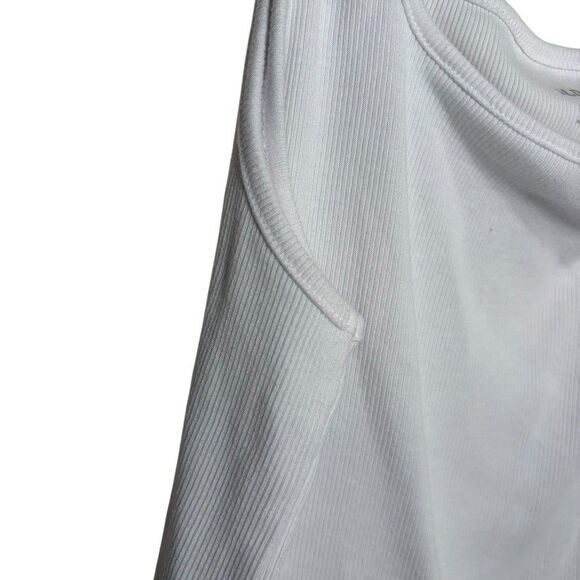 Old Navy Tank Top Women's XL Ribbed Square Neck Sleeveless Solid Basic Crop - Picture 4 of 9